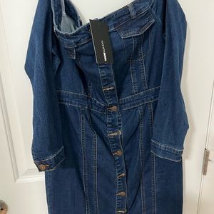 Brand new fashion nova dress with tags.